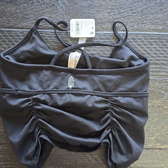 FREE PEOPLE MOVEMENT On The Rise Ruched Cami / Black - Picture 4 of 4